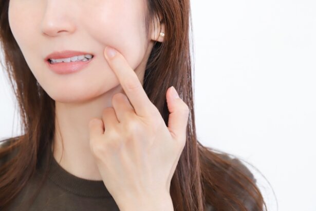 歯を指す人